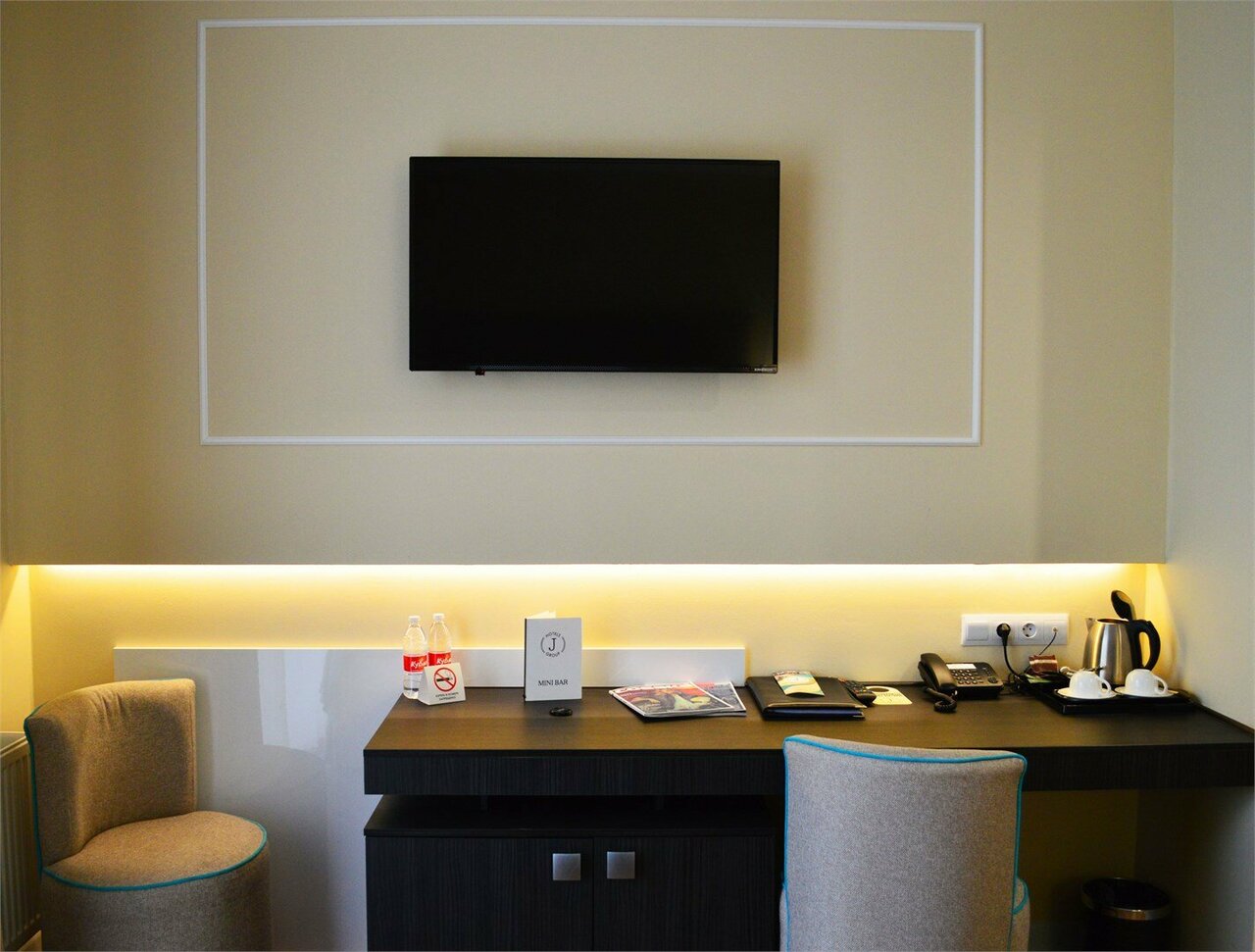 Отель Голубая лагуна Анапа