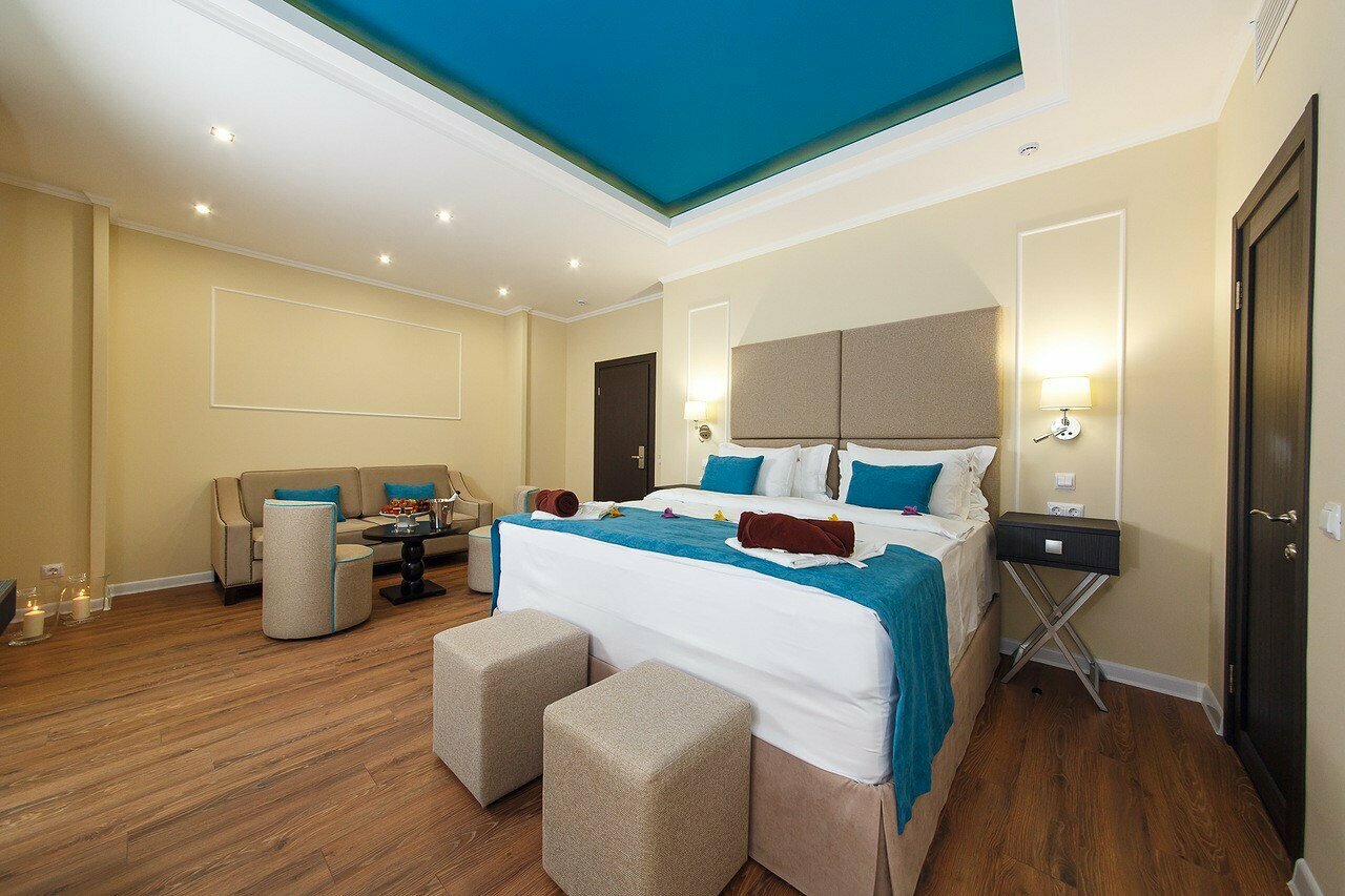 Отель Голубая лагуна Анапа