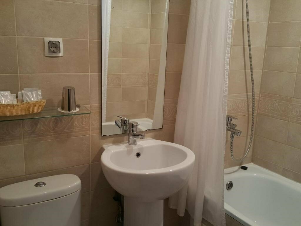 Отель Голубая лагуна Анапа