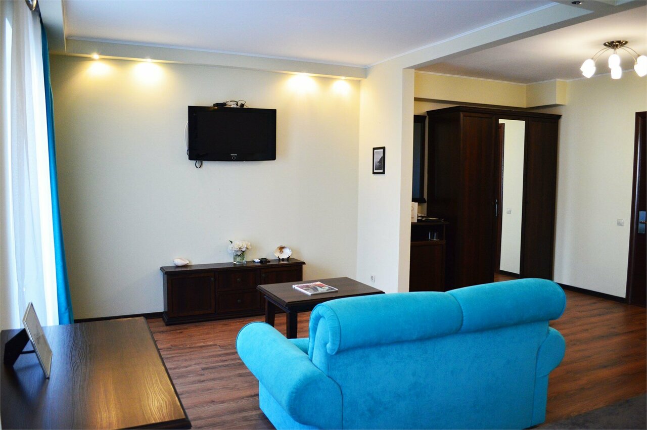 Отель Голубая лагуна Анапа