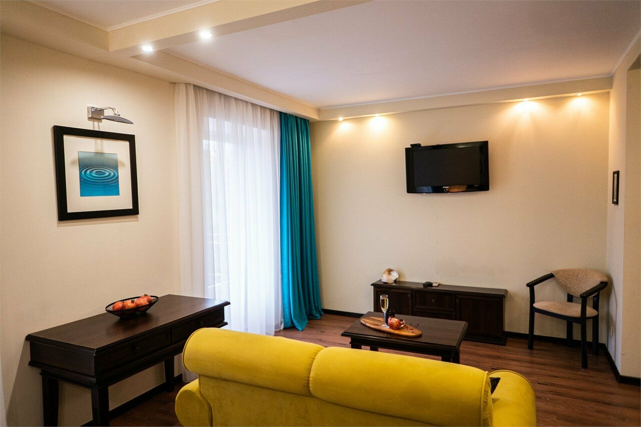 Отель Голубая лагуна Анапа