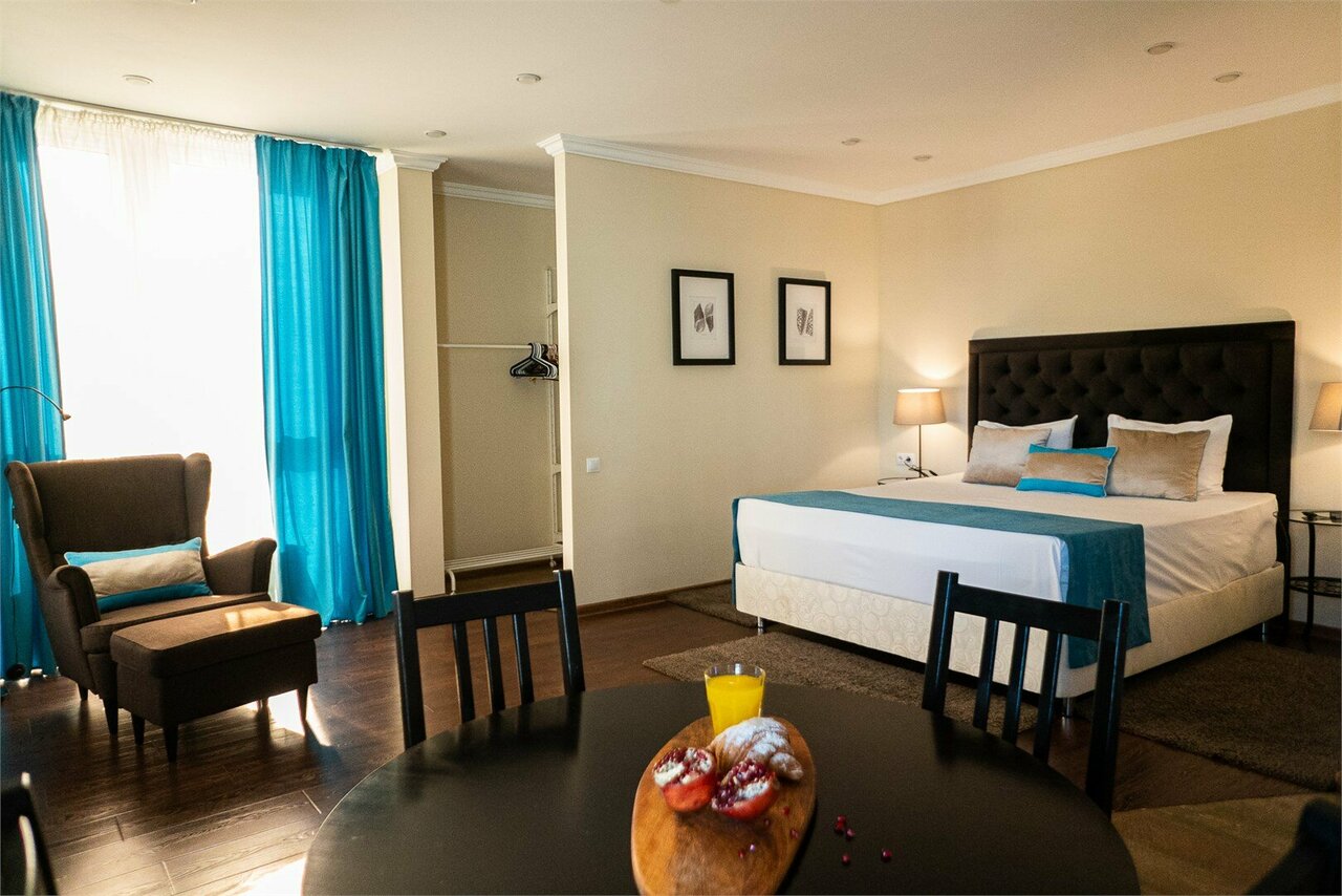 Отель Голубая лагуна Анапа