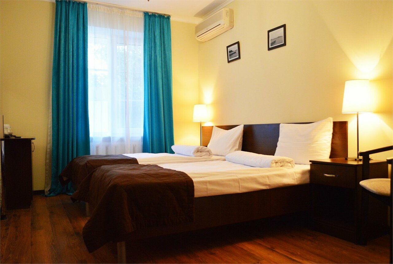 Отель Голубая лагуна Анапа