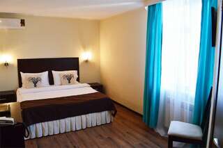 Отель Голубая лагуна Анапа СТАНДАРТ БЕЗ БАЛКОНА-2