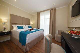 Отель Голубая лагуна Анапа УЛУЧШЕНЫЙ СТАНДАРТ С БАЛКОНОМ-2