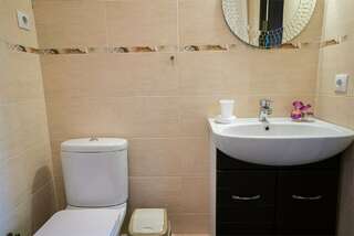 Отель Голубая лагуна Анапа АПАРТАМЕНТЫ-СТУДИО "ПЕРЛАМУТР" ул. Ленина / Кирова д.9, кв 1-5